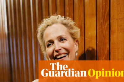 Are middle-aged women really invisible? I see them everywhere – and not just in the mirror | Emma Beddington
