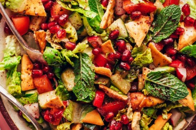 Easy Fattoush Salad (1 Bowl!)